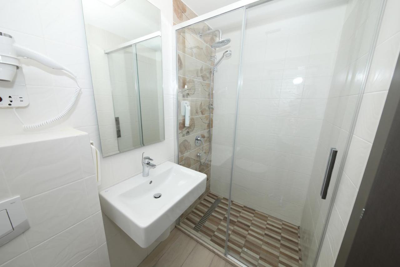 Hotel Delfin Mamaia Extérieur photo