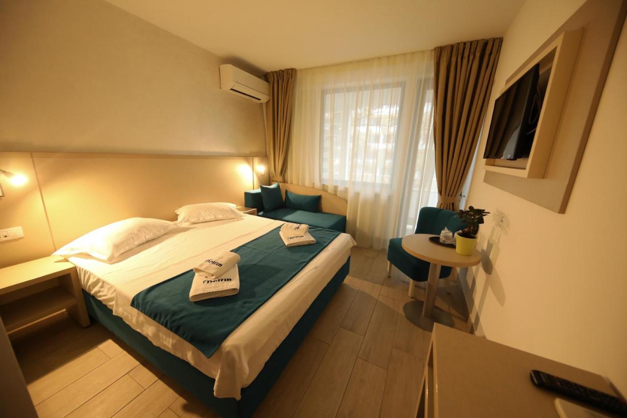 Hotel Delfin Mamaia Extérieur photo